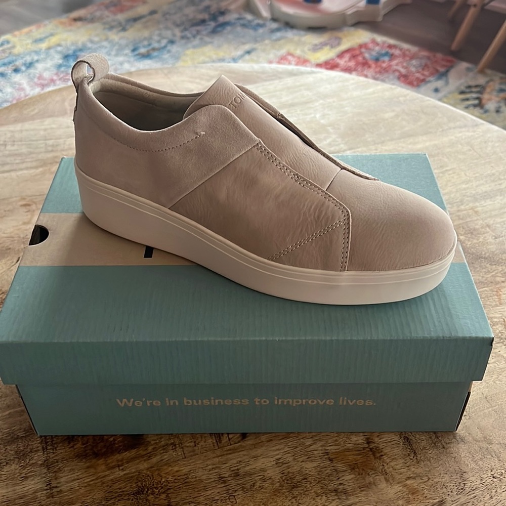 Toms Suede Sneaker